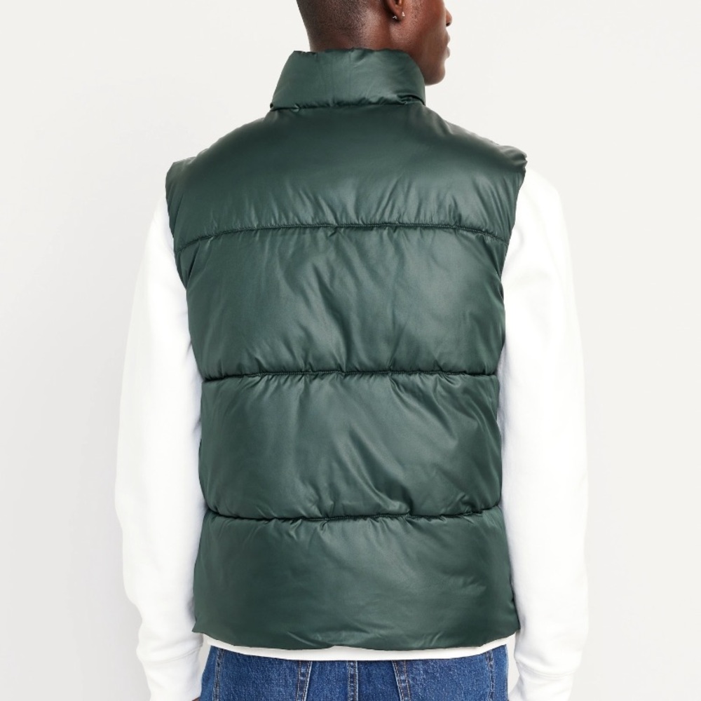 Old Navy Men’s Water Resistant Puffer Vest, NWT, Color Forest Canopy - Picture 2 of 7